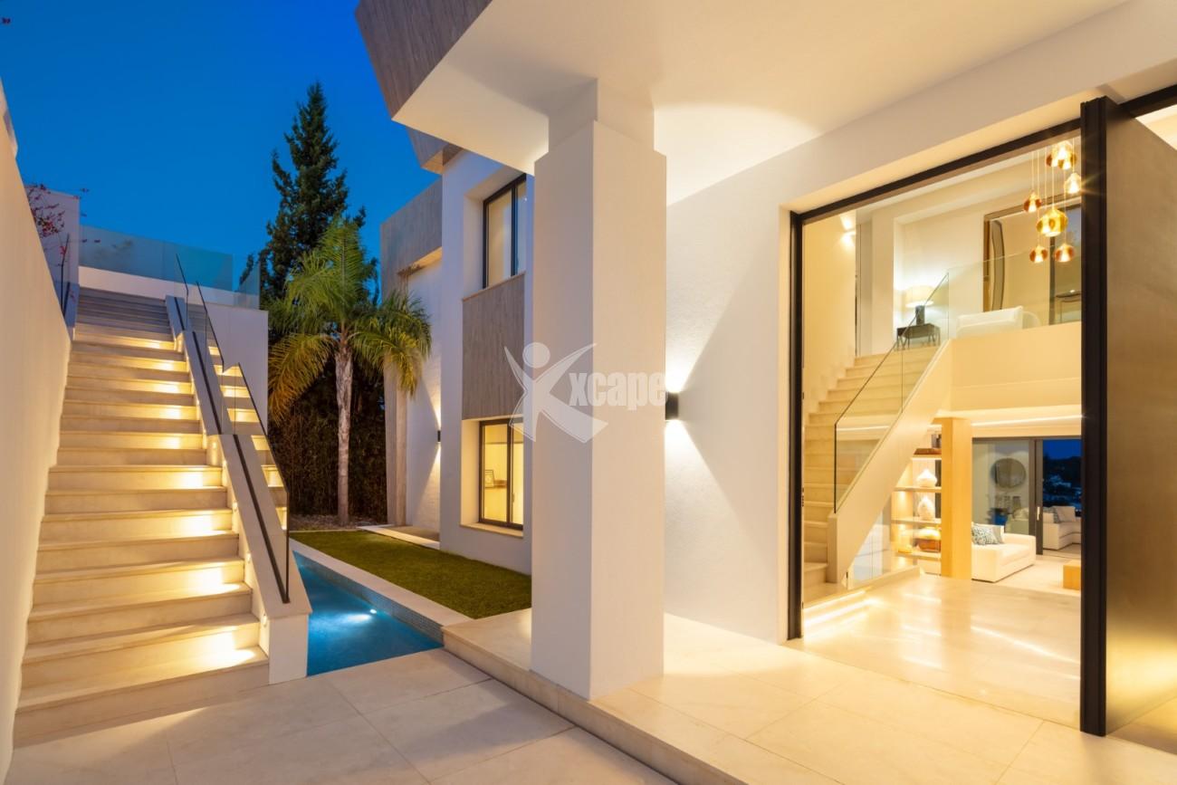 Modern Villa Stunning Panoramic Views Benahavis (29)
