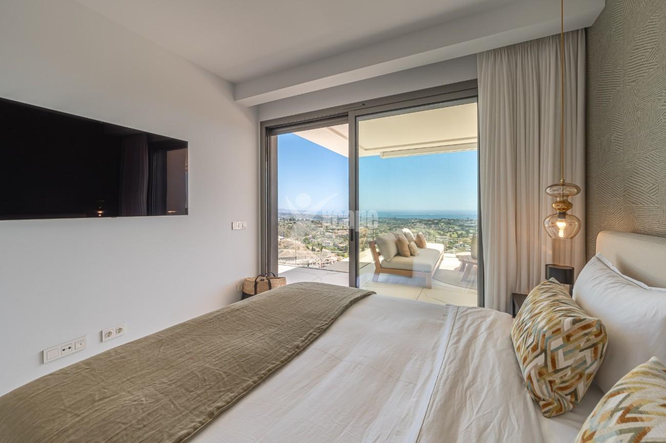 Stunning Modern Apartment Panoramic Views Benahavis (46)