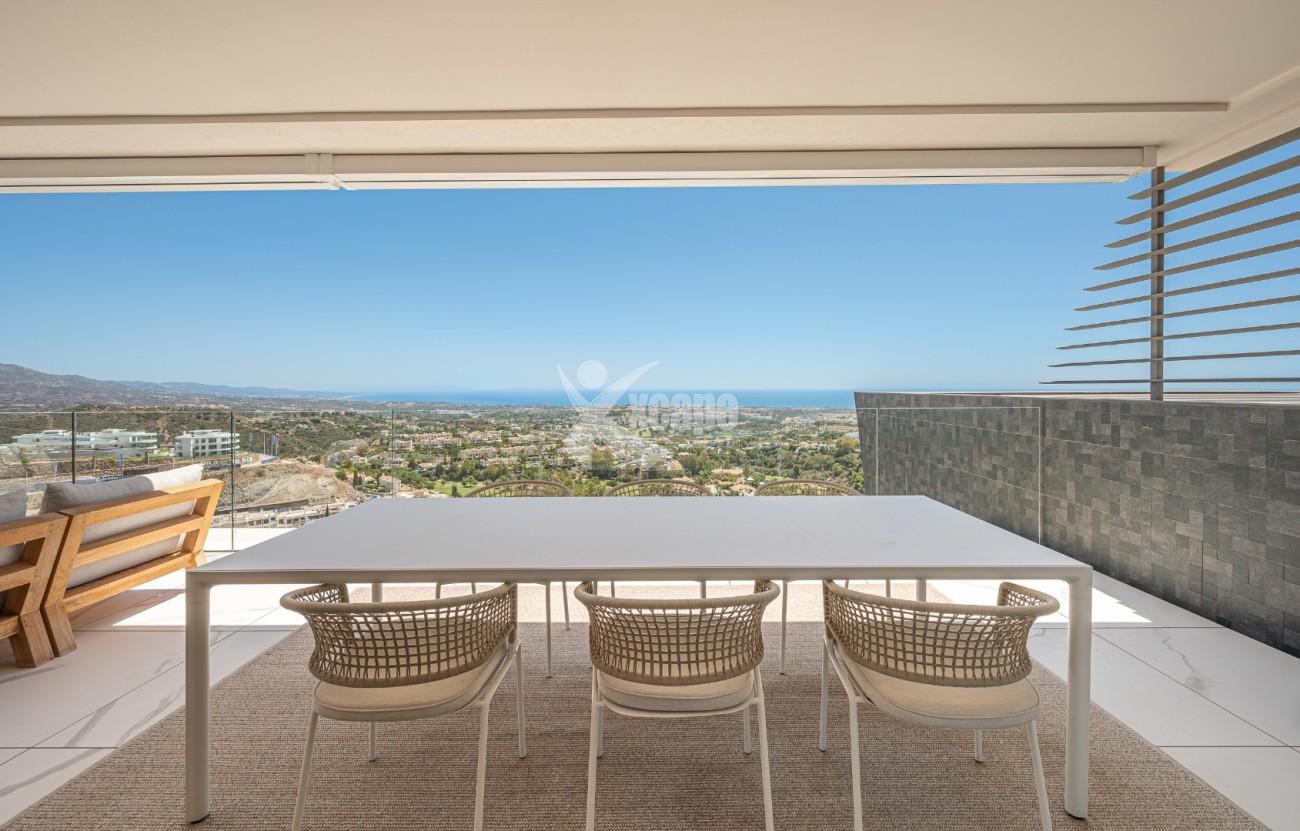 Stunning Modern Apartment Panoramic Views Benahavis (4)
