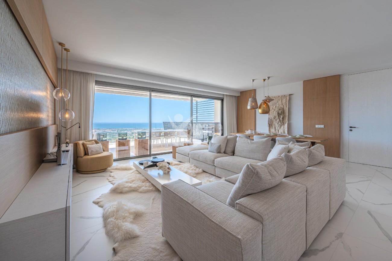 Stunning Modern Apartment Panoramic Views Benahavis (29)