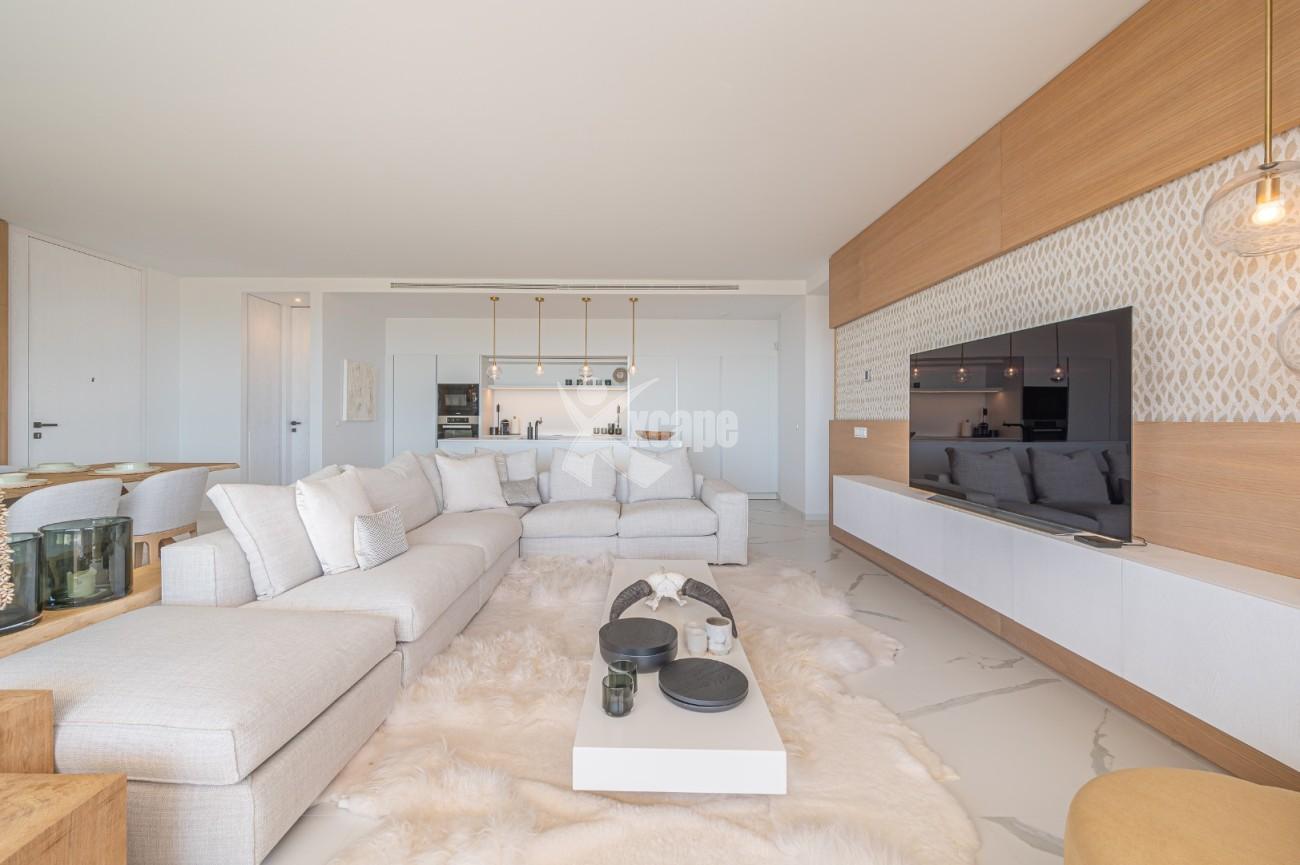 Stunning Modern Apartment Panoramic Views Benahavis (30)