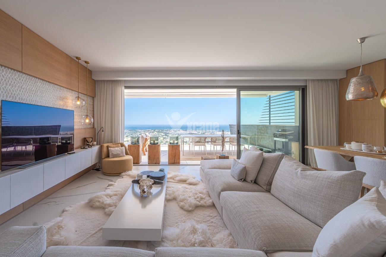 Stunning Modern Apartment Panoramic Views Benahavis (39)