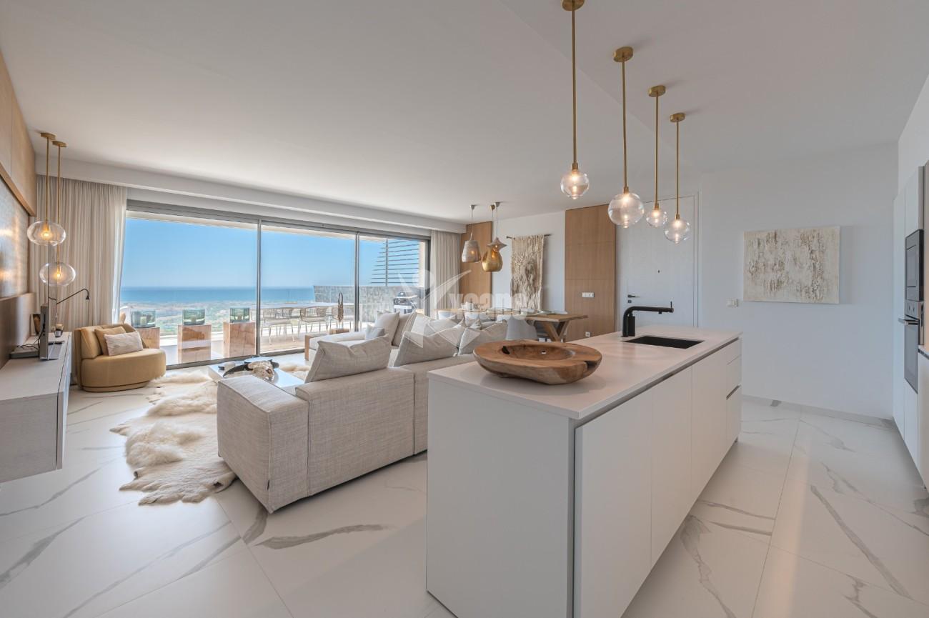 Stunning Modern Apartment Panoramic Views Benahavis (40)
