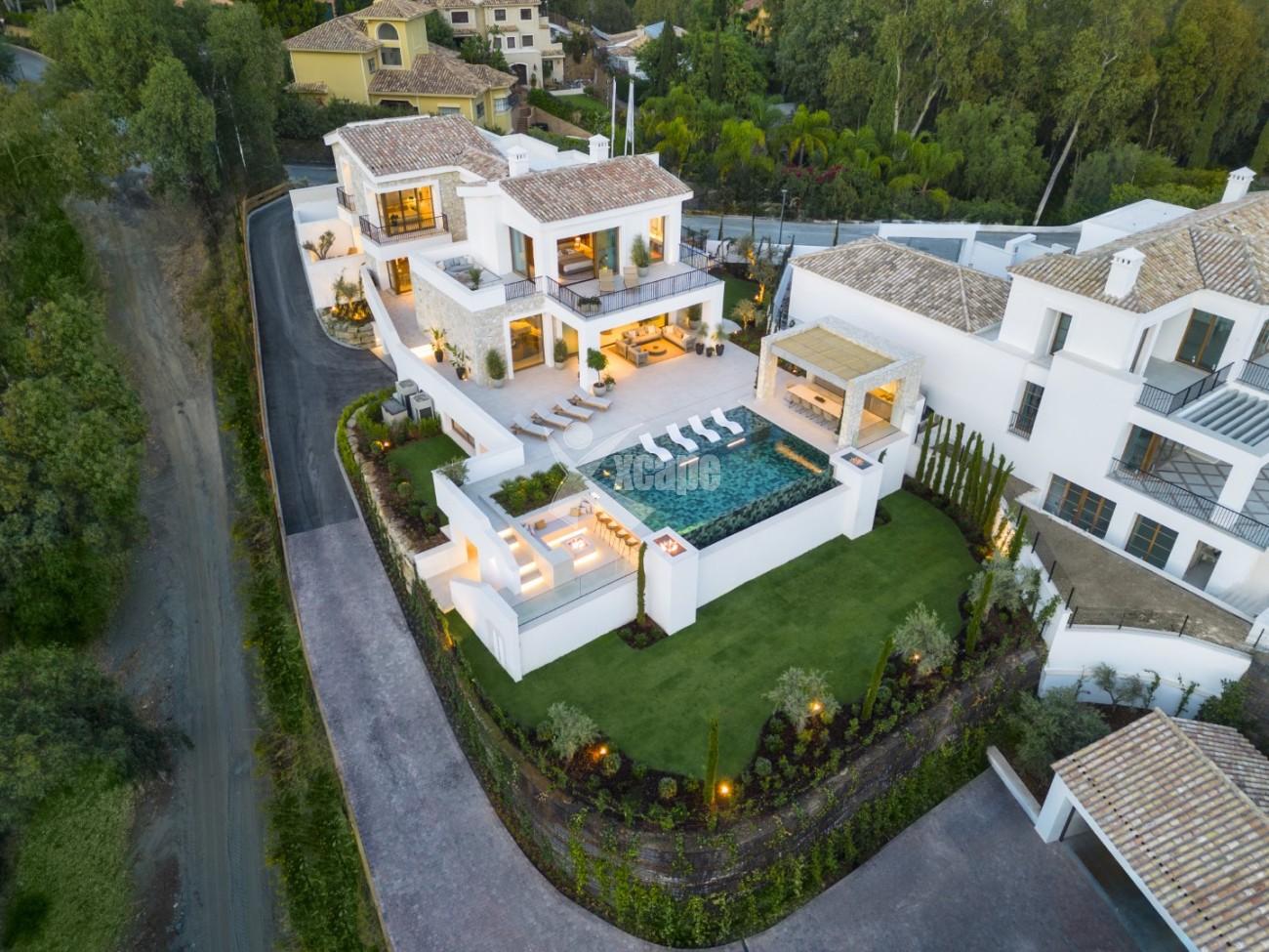New Modern Villa with Spanish Feel Benahavis  (13)