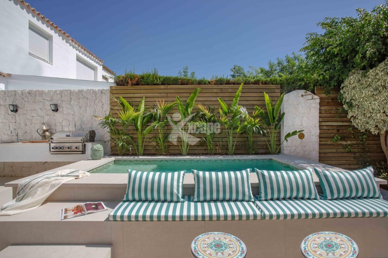 Fully Renovated Beachside Townhouse Marbella (16)