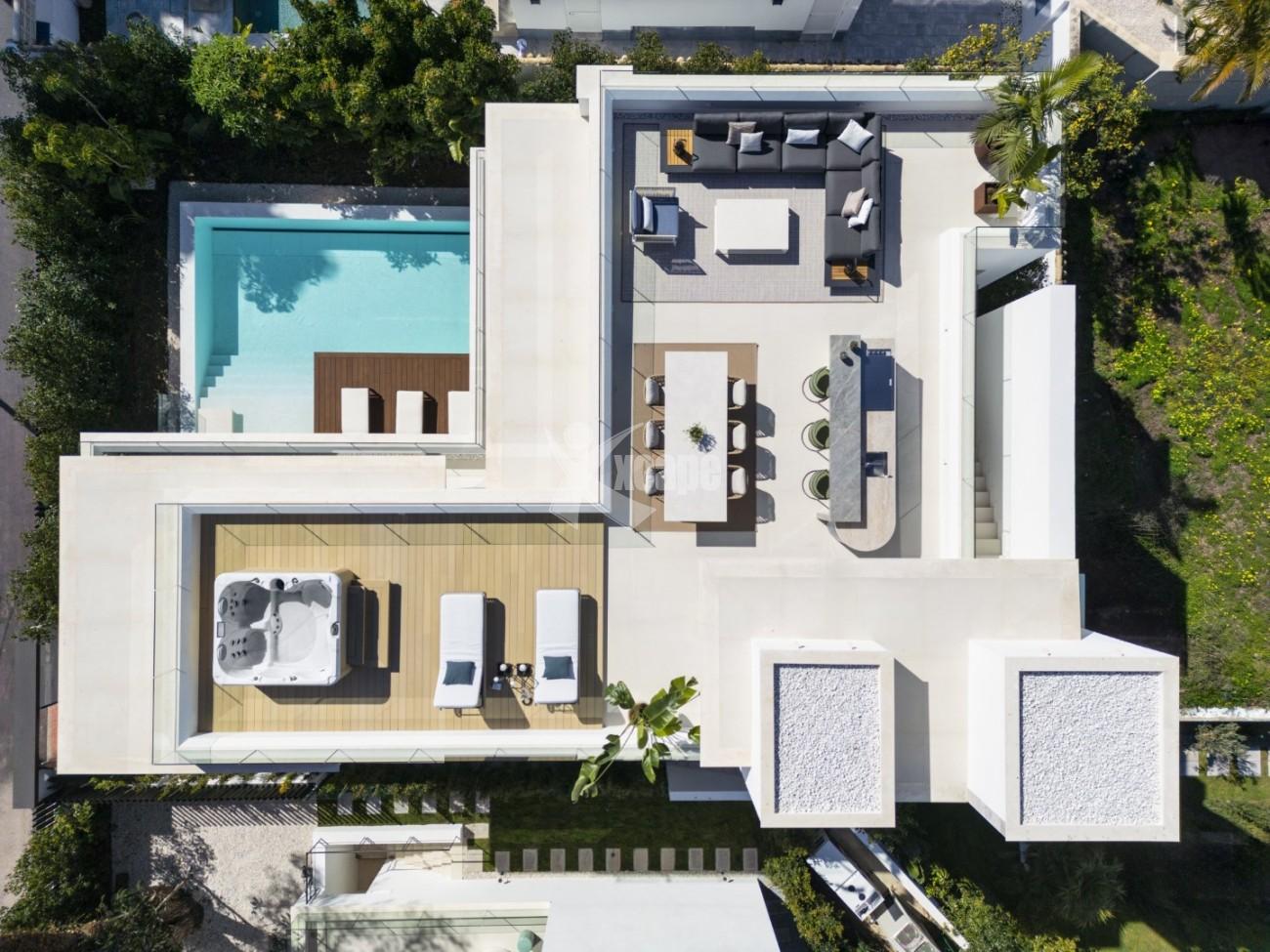 Beachside Modern Villa Marbella West (22) (Grande)