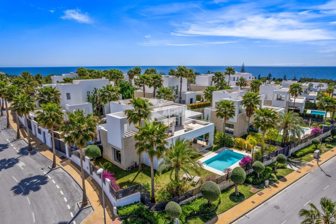 Contemporary Villa Gated Complex Marbella (8) (Grande)