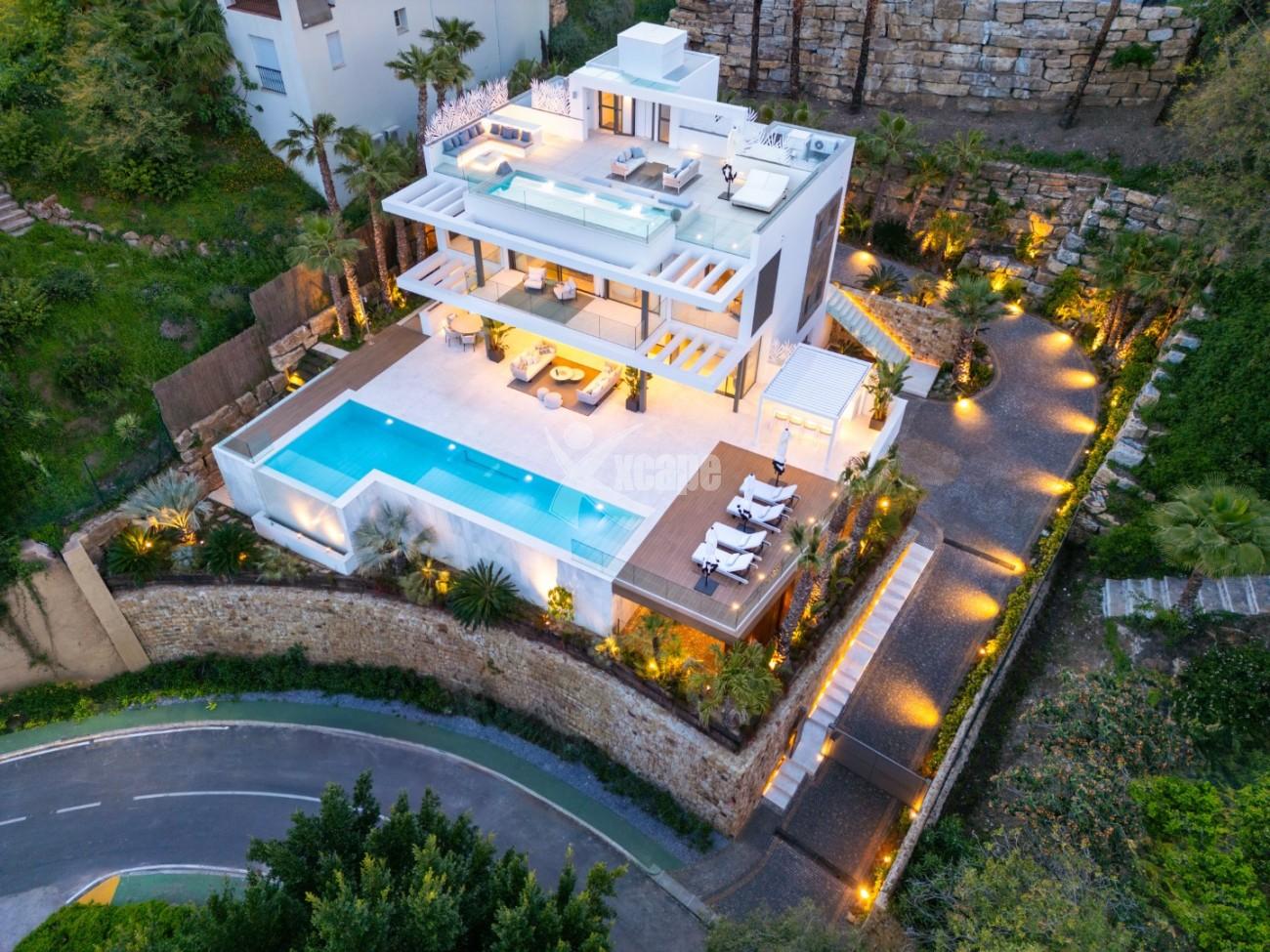 Stunning Modern Villa in Benahavis Spain (21)