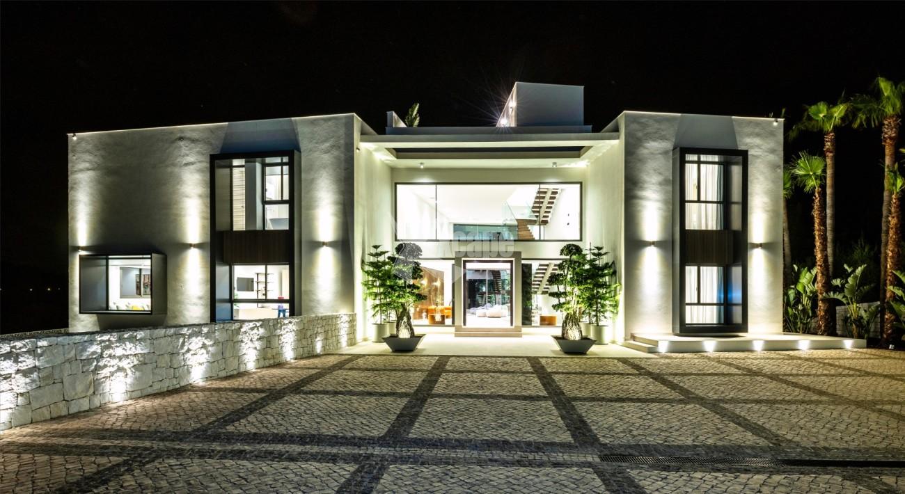 Luxury New Villa Zagaleta Spain (8)