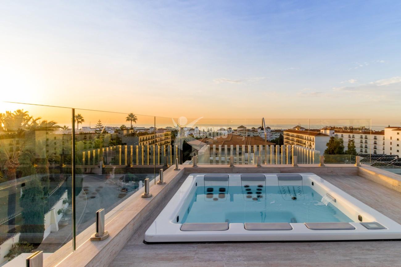 James Bond Style Modern Villa Marbella (1)