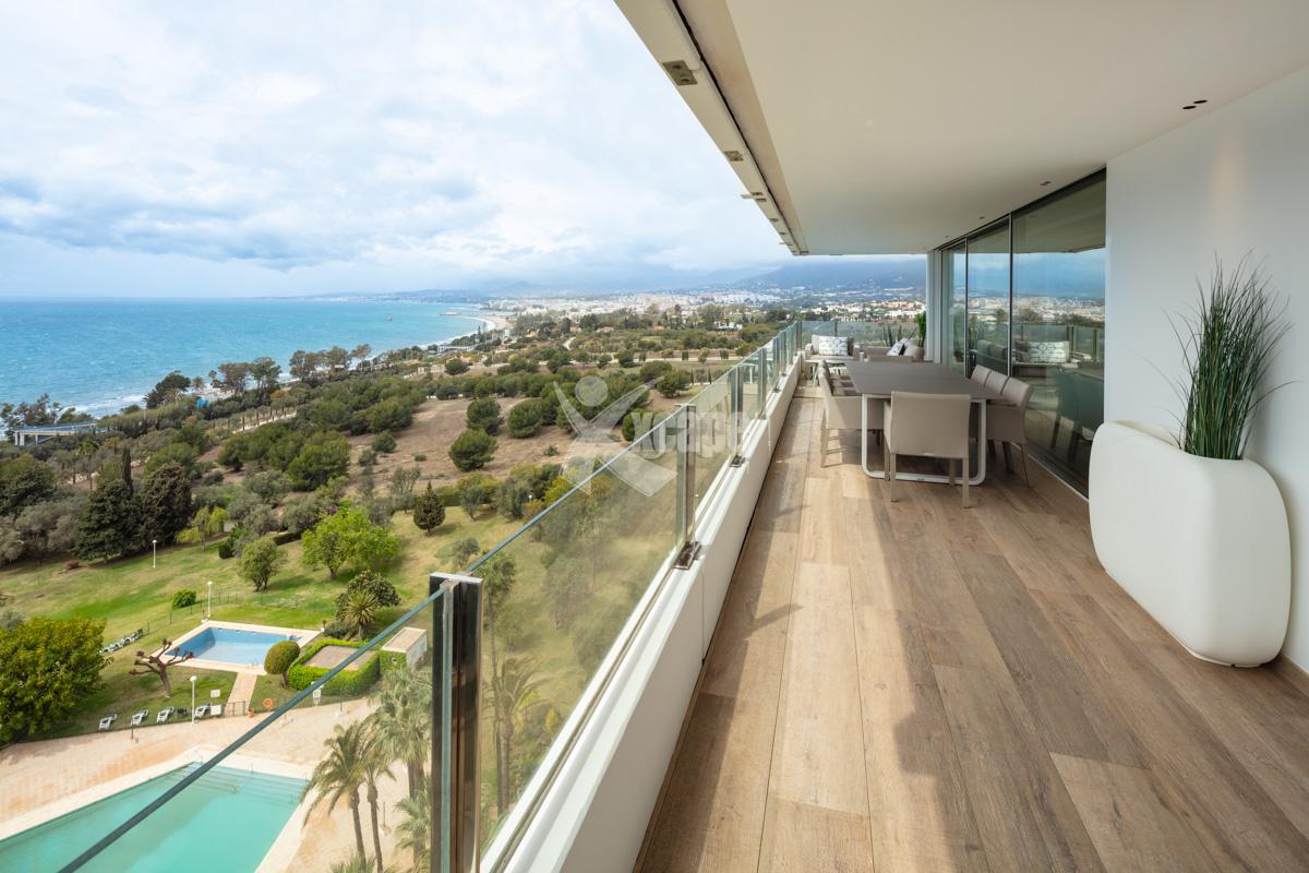 Renovated Apartment for sale with Amazing Views Marbella (18)